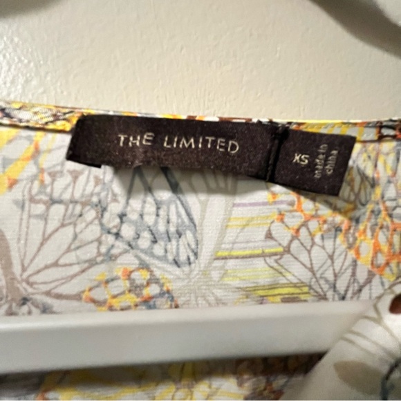 Like new. THE LIMITED Elegant Satin Dress. Gold undertones & butterfly designs. - Picture 11 of 11